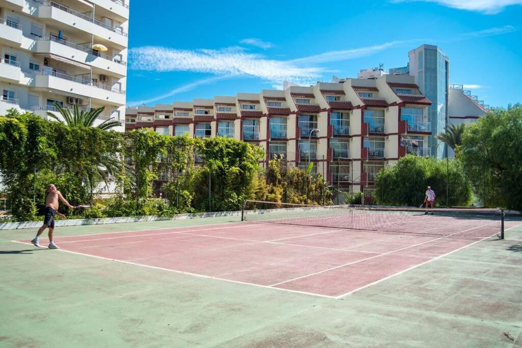 Carihuela Palace Торремолинос Экстерьер фото